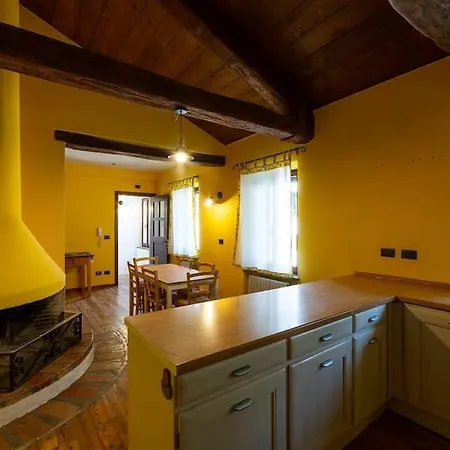 Relais Castel D'emilio - Casa Arancio